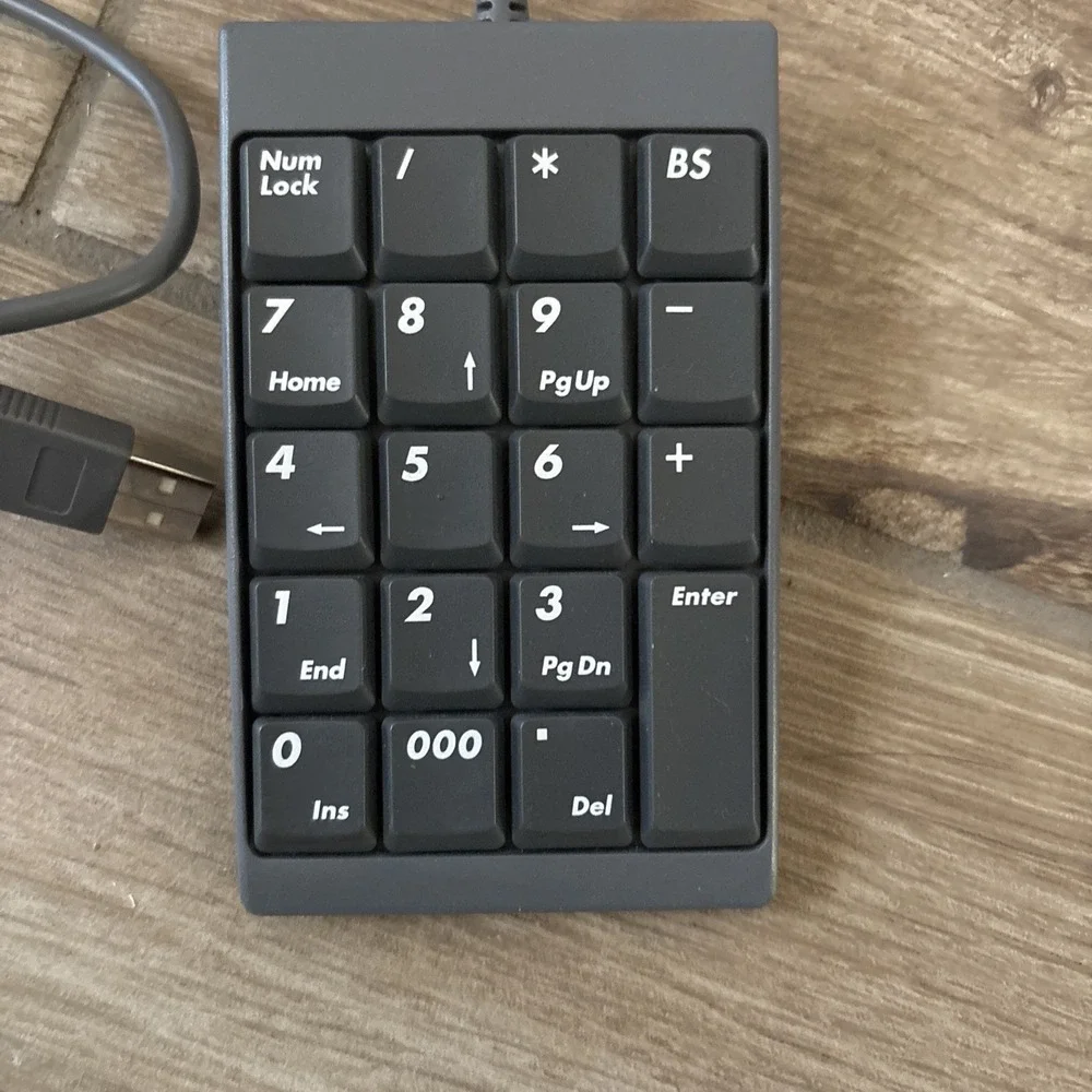 Fellowes USB Numeric Keypad Number Key Pad Model KU-9925 P/N 99193 (Used)